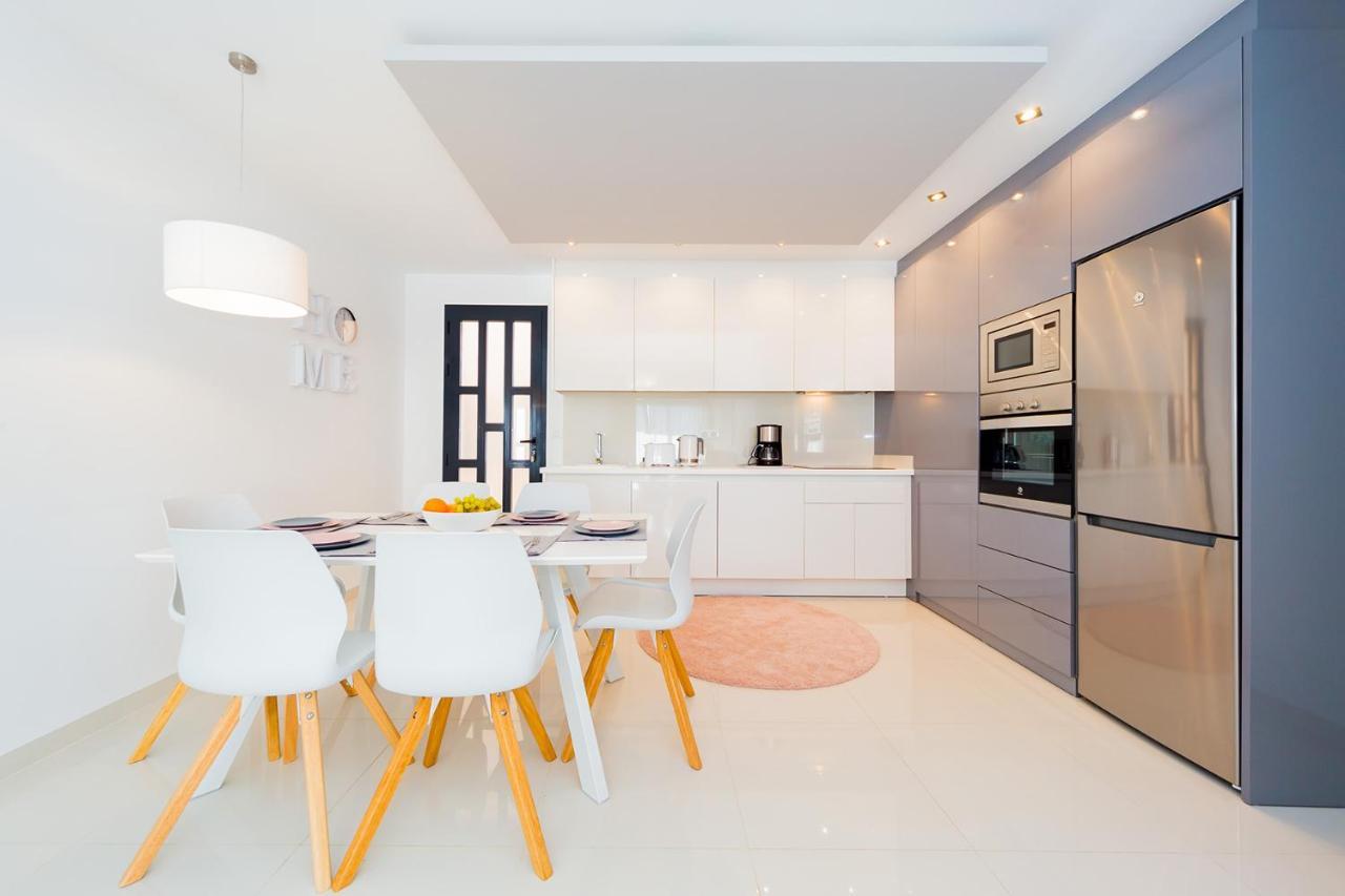 Luxurious 2 Bedroom Apartment Near The Beach Torre de la Horadada Kültér fotó