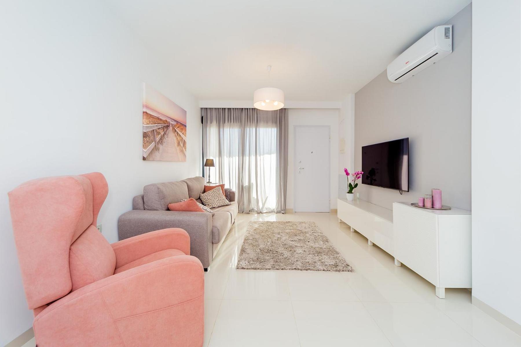 Luxurious 2 Bedroom Apartment Near The Beach Torre de la Horadada Szoba fotó