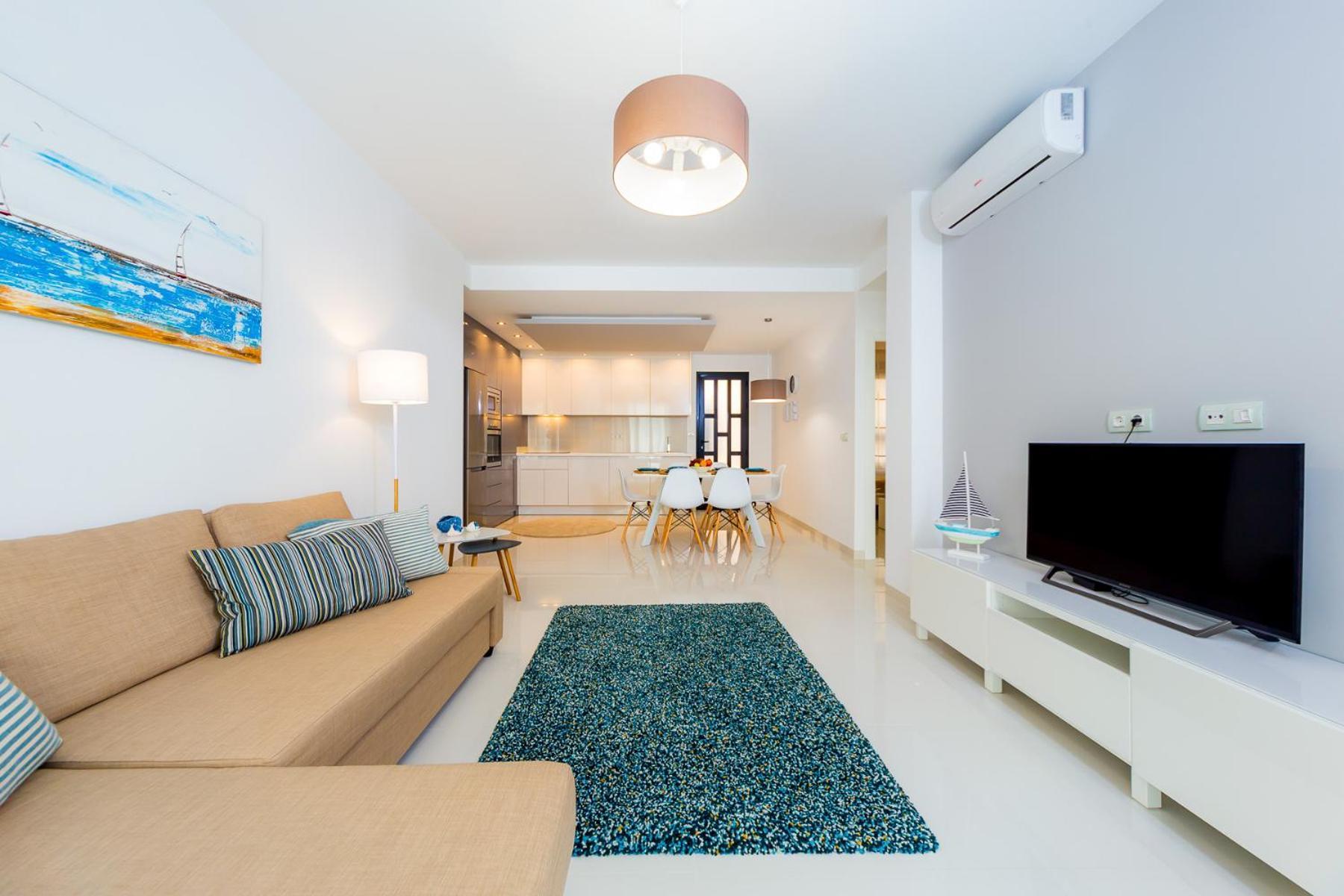 Luxurious 2 Bedroom Apartment Near The Beach Torre de la Horadada Szoba fotó